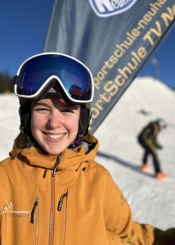 SchneesportSchule TVNeuhausenLinda