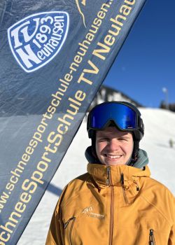 SchneesportSchule TVNeuhausenLars